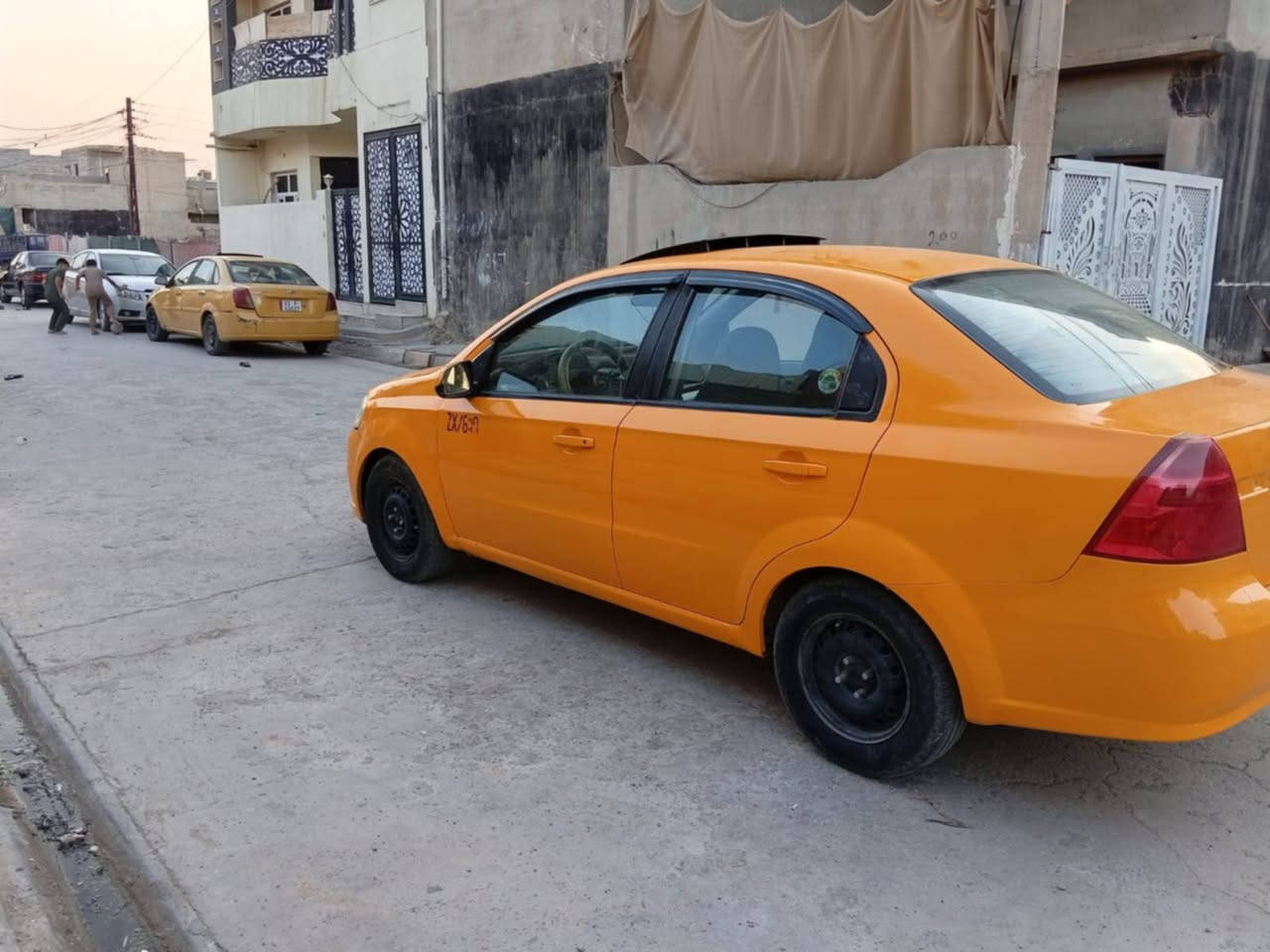 سلام عليكم شوفر ليت اڤيو وارد امريكي موديل ,2009 رقم بغداد مشروع وطني لحد  27  شرط وكاله وتحويل دفتر بنزين بيها السياره فول اوتاماتيك مكينه وکير وصدر تخم تاير كله بشرط السياره بيها جامرلغ امامي فقط مبدل بدون دواخل السياره جاهزه من الدعاميه لدعاميه بدون اي نقص السعر 40 وبيها مجال بسيط لشراي العنوان كركوك رقم الهاتف***********
