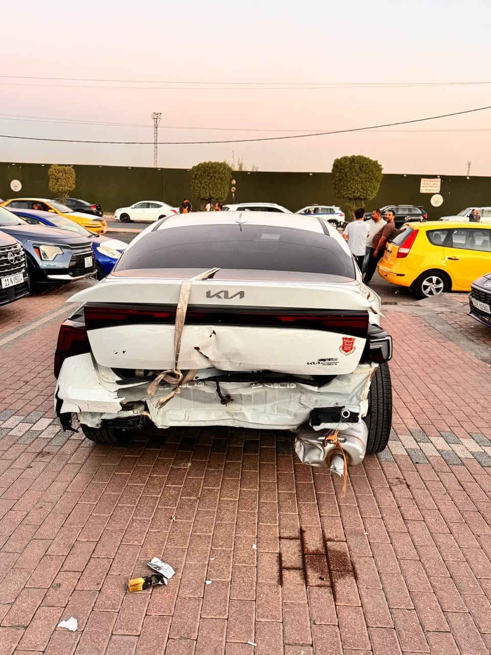 سلام عليكم k5  امريكي  على حادثه مدفوع كمرك وضريبه باقي تصليح ورقم. فول موصفات جيتي لاين  بدون يرباك السعر 110$$ مكان السياره بغداد  *********** بغداد, العراق
