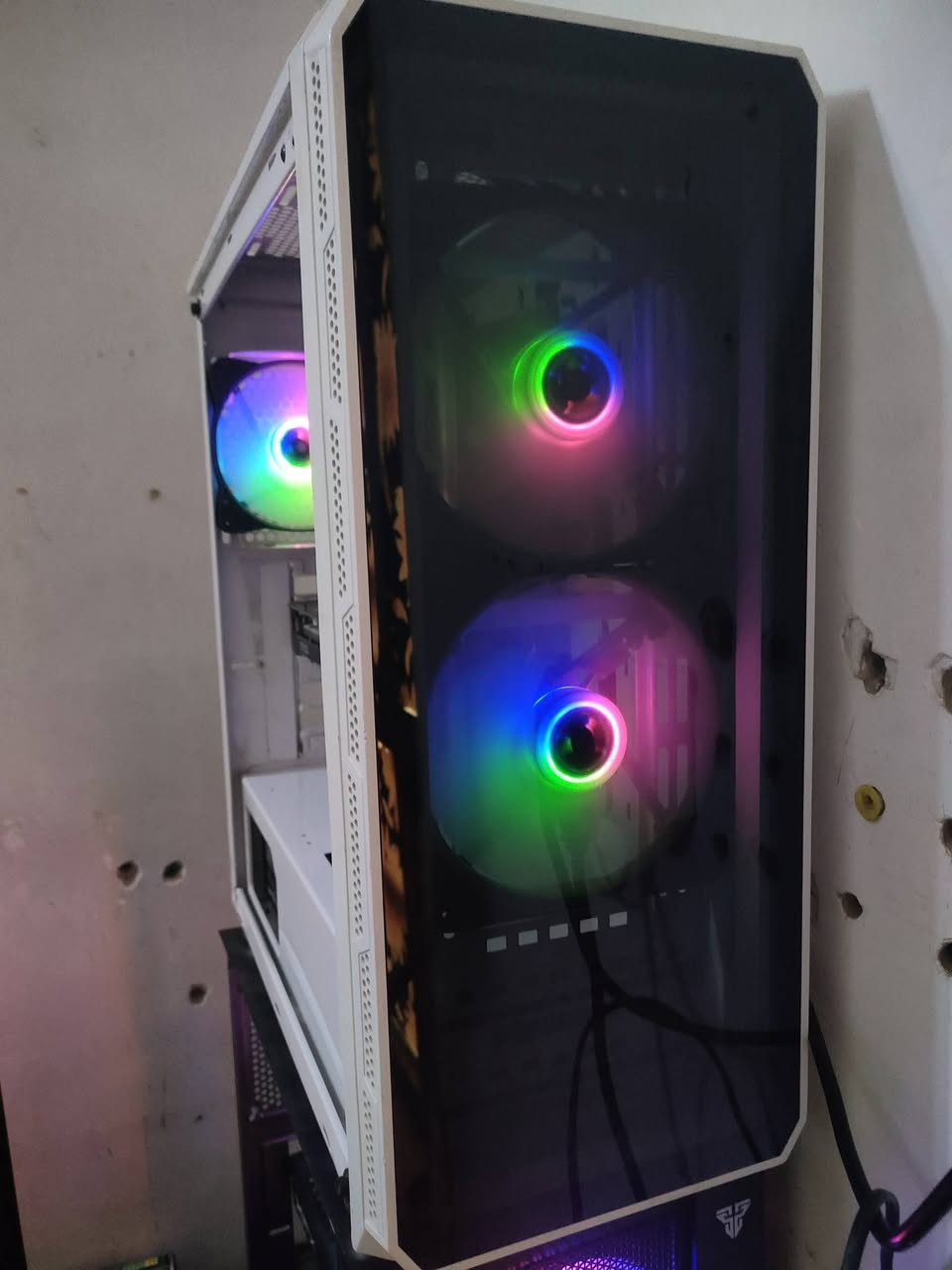 i7 4770 • GTX 1650 • 16GB DDR3