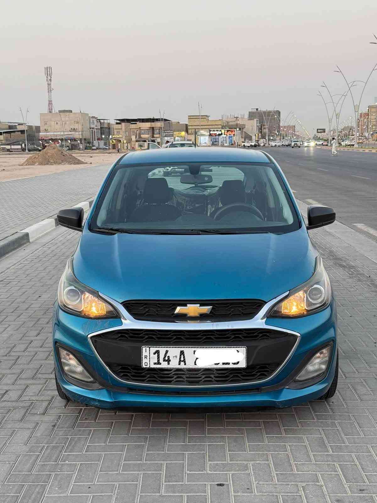 السلام عليكم 
سبارك موديل 2020 رقم بصره تحويل (سنويه هزه ورقام جدد) 
وارد امريكي. جاملغ وبنيد.  جاهزه السياره تبريد كير محرك حداديه تخم تاير  شاشه كامره 
ماشيه74m
مكاني البصرة
شراي يخابر
***********
