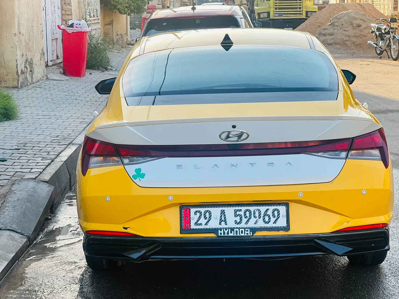 السلام عليكم للبيع او مراوس 
هونداي النترا 2021 نص فول 
وارد امريكي حادثها مرفق بل صور
السياره تشغيل عن بعد
بصمه ابواب
بصمه تشغيل
شاشة جبير
مكينة 2000 دوش
مكينه كير صدر حدادية كله جديد 
بأسمنا تحويل ثاني يوم
السعر:138 وبيها مجال
الرقم   ***********

نص مكتوب في الصور:
- BidFax.info