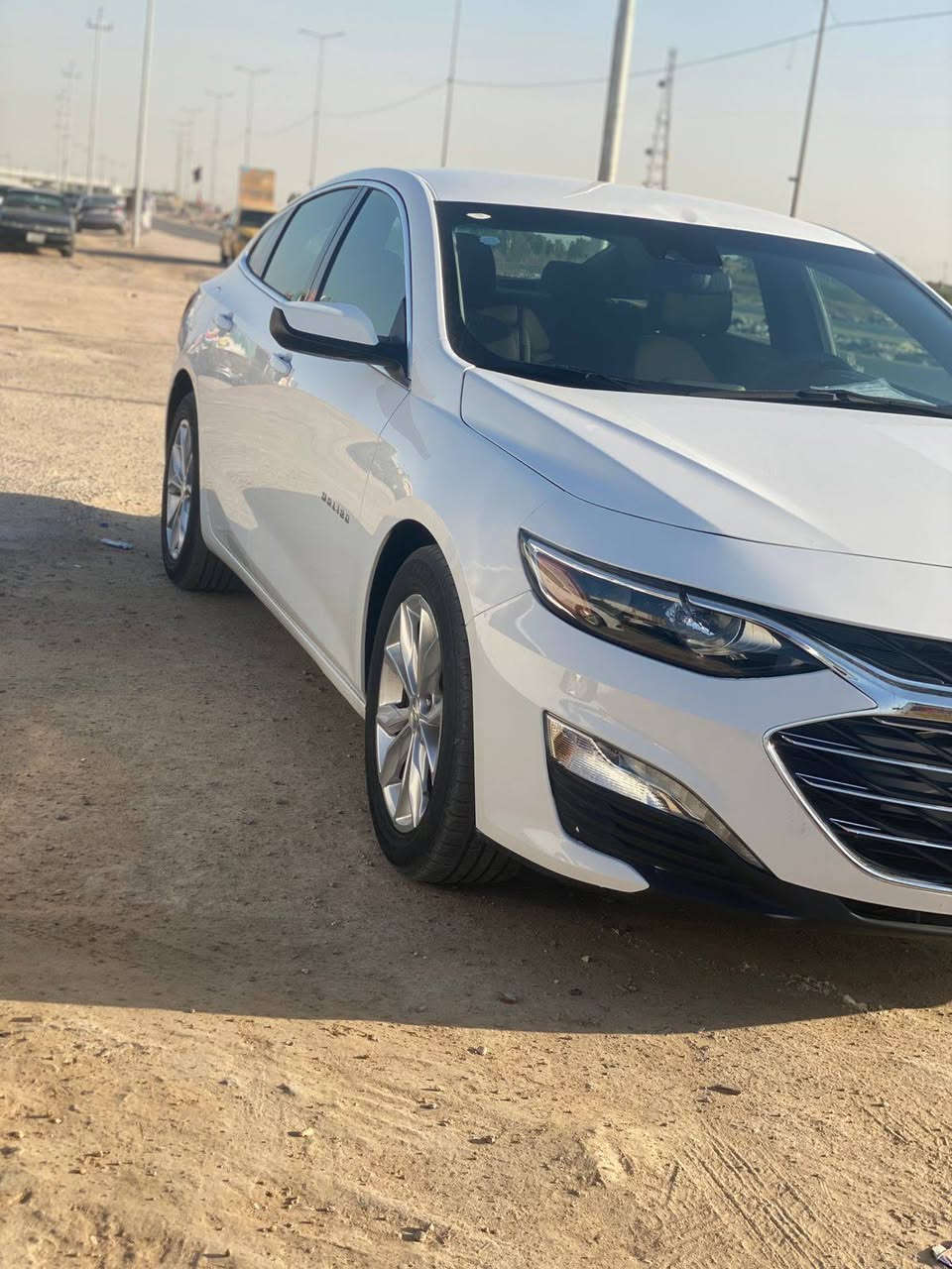 ماليبو ٢٠٢٣ وارد امريكي فول عدا الفتحه 
عداد المسافه ٨٢٠٠٠ كم 
مرقم جديد حره 
*********** واتساب 
السعر ١٤٥  ورقه
