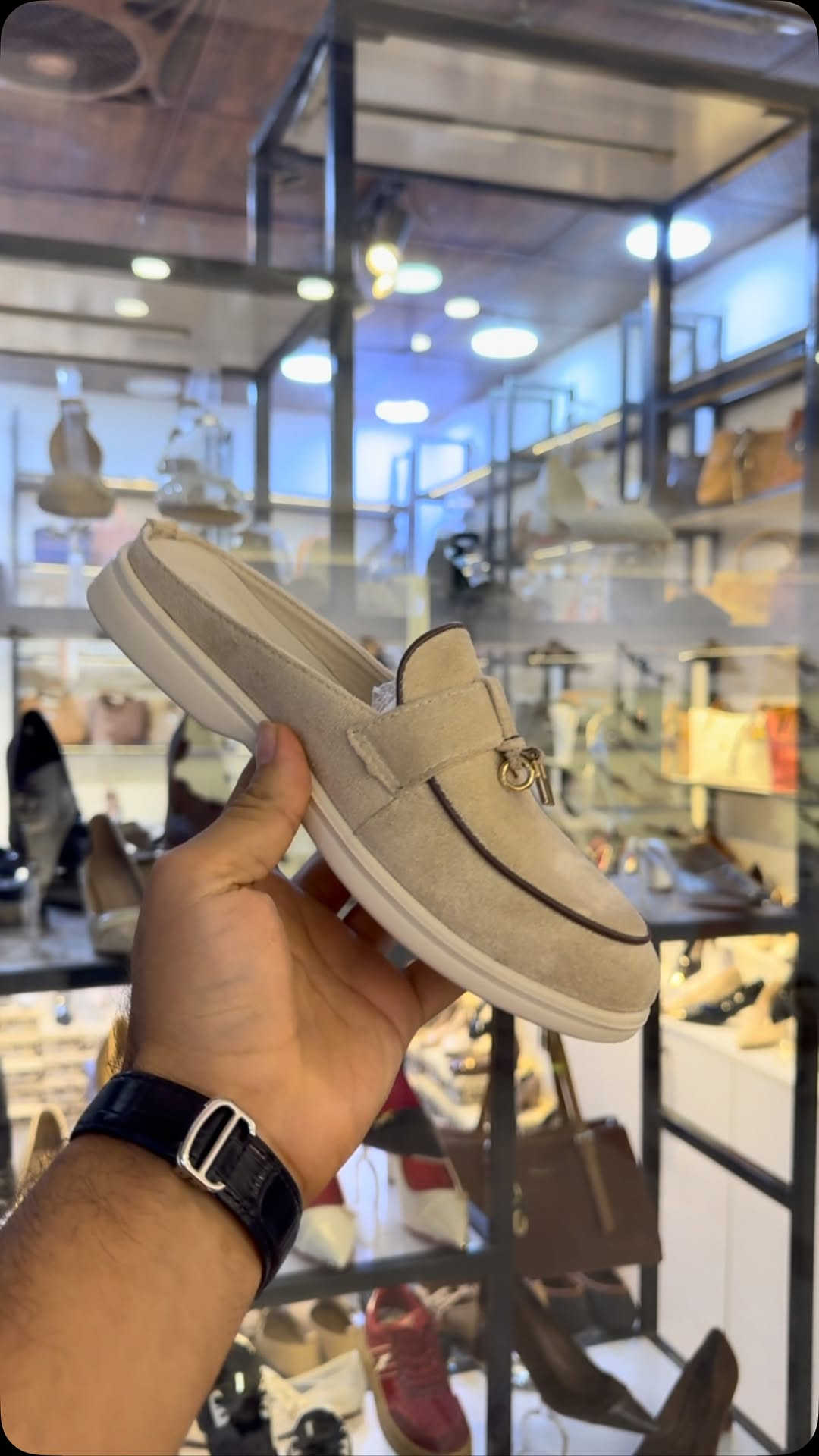 ملابس • شتاء • ماركات