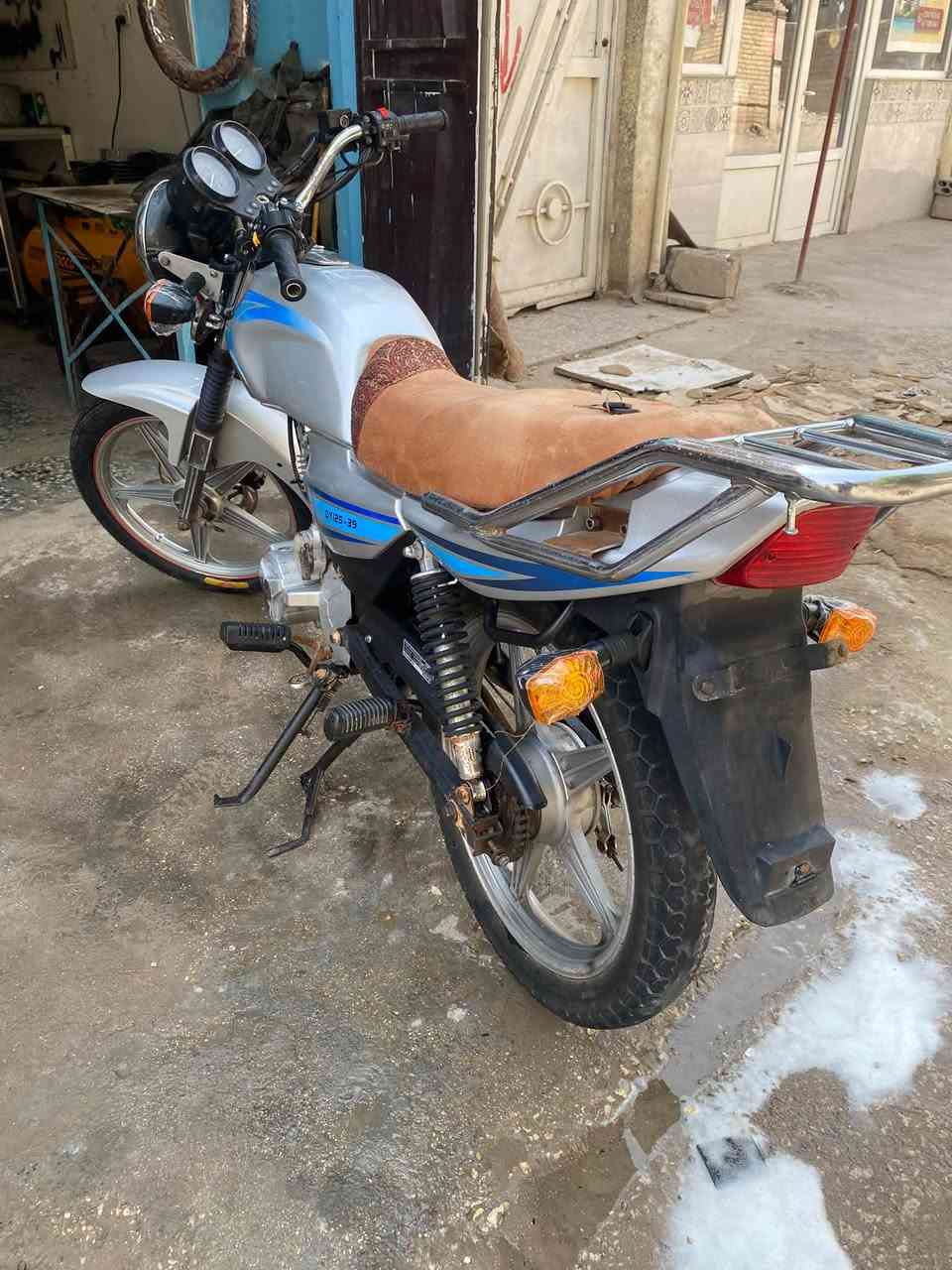 سلام عليكم شباب دايون عضم لبيع
أوراق اصولي بسمي وصل معرض دراجه ناعمه وحلوه ماعيزهه شي المديل 2019 السعر ٦٥٠ وبيهه مجال 
الرقم *********** العنوان كربلاء كنطرت السلام
