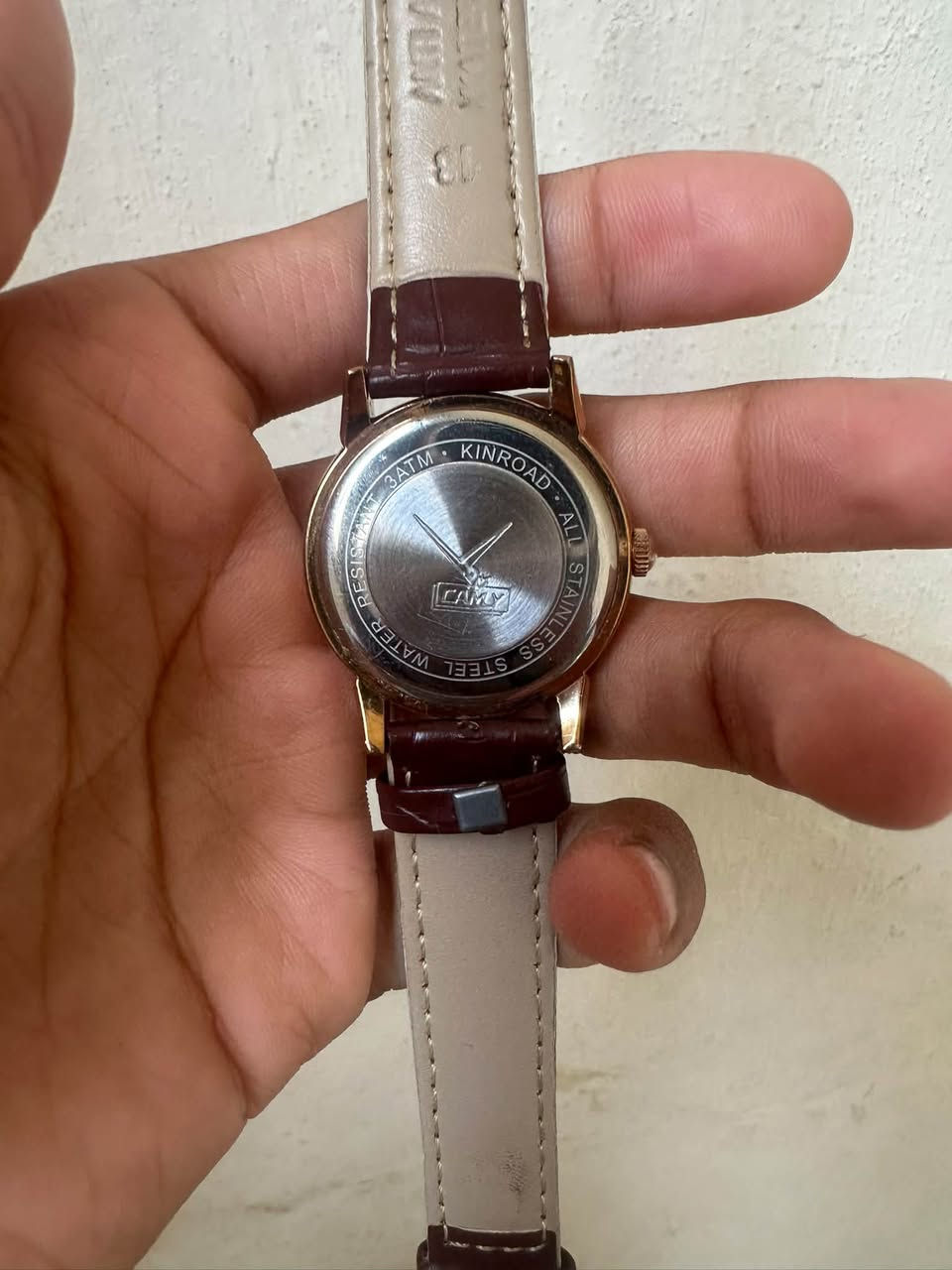 للبيع ساعه Camy سويسر فنتج اصلي بلاد مستبدل سير سنه الصنع 1970 مكينه 17 حجر باقي التفاصيل خاص المكان ديوانيه قضاء عفك هاتف ***********
