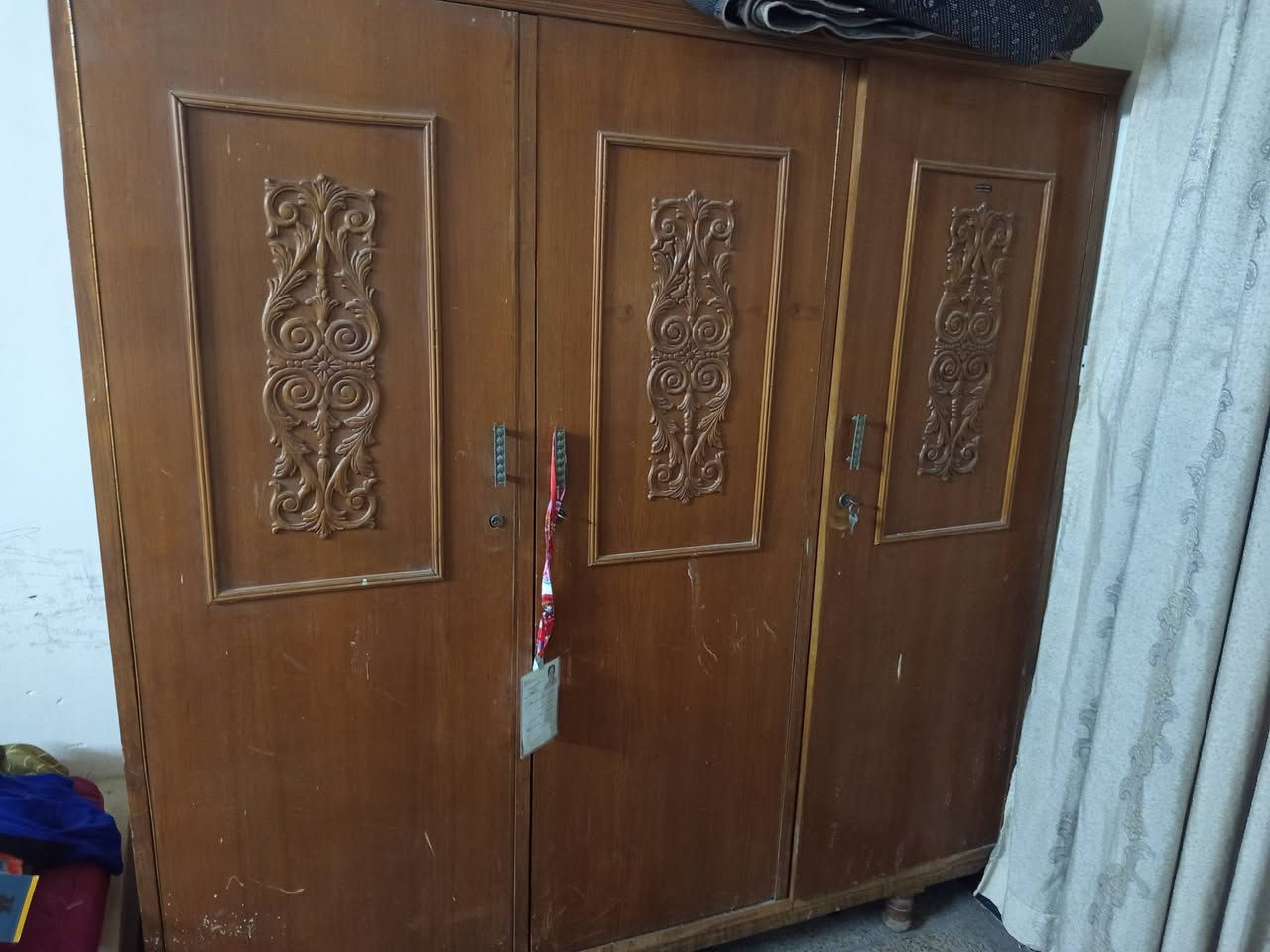 للبيع اغراض بسعر مناسب مكاني السيدية الجاد بالشراء يتصل واتس ***********
