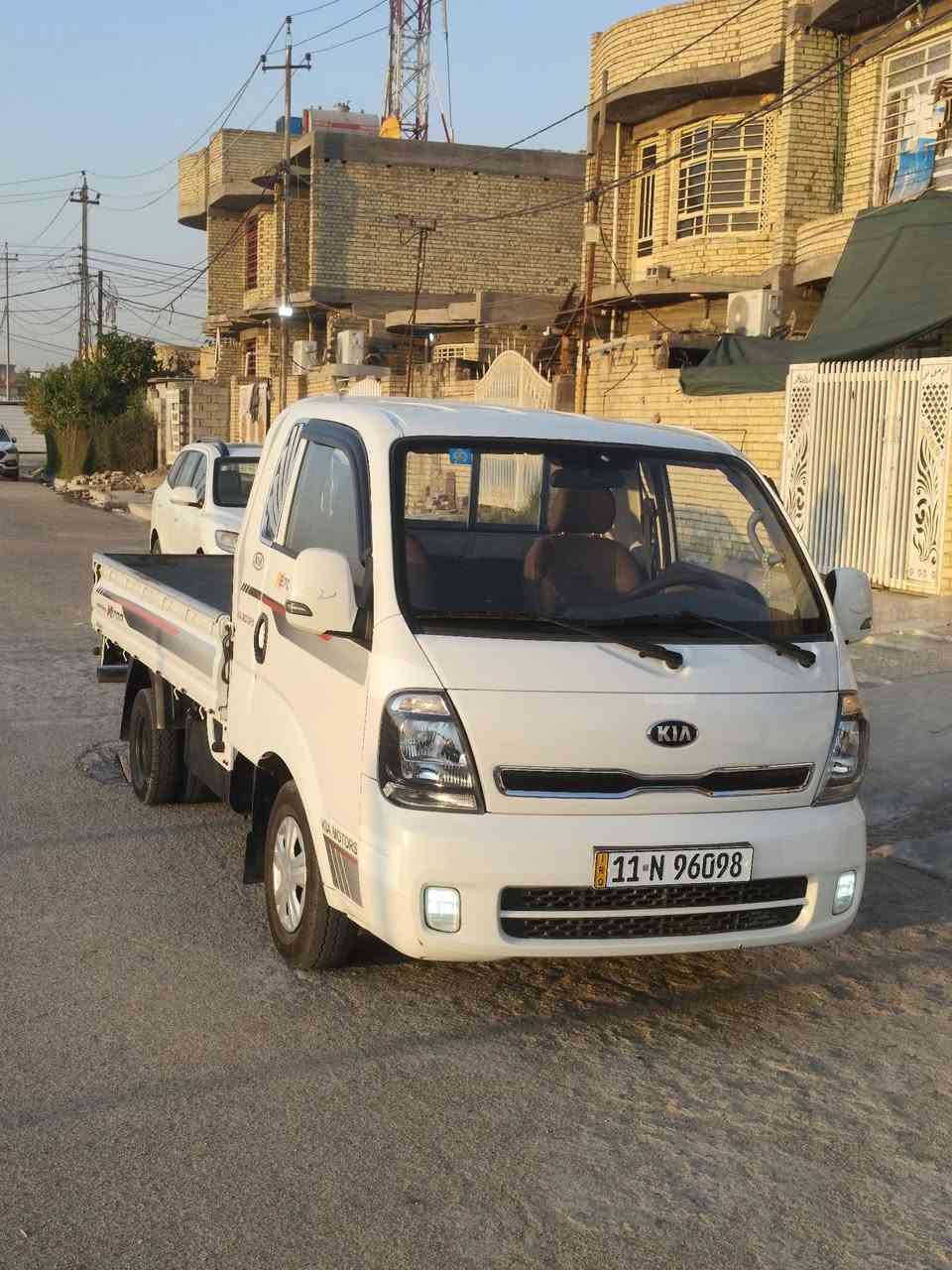 كيا بنكو 2021 رقم بغداد
مكفوله من الصبغ والتبديل كير ومكينه ع الشركة 
تبريد ثلج 
بيها رصعه بالربع على كد شبر
سياره جاهزه وخير من الله
ماشية 204 الف
العنوان بغداد المحمودية 
السعر 134 وبيها مجال بسيط
اتصل على الرقم لان ممتواجد ع الفيس
***********
