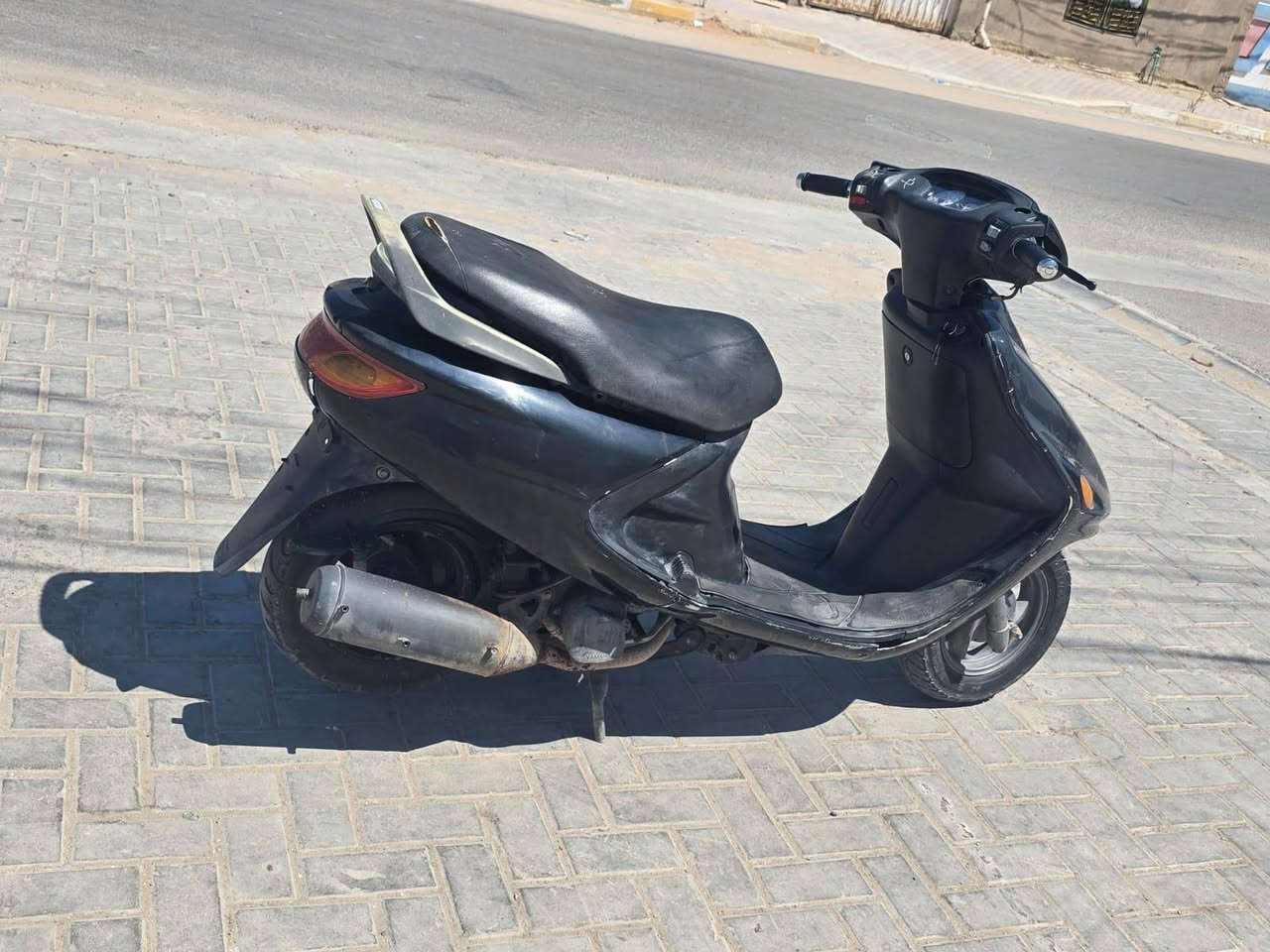 فراشه نظيفه كهربائيات شغاله نكره سلف ما مفتوحه بلاديه نزلت حاويه هاي سنه شرط برغي ما مبدل رايدها ب550 وبيها مجال الشراي يراسلني على رقمي واتساب مكاني ديوانيه ام الخيل ***********
