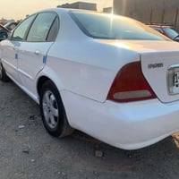 دايو نوس • ٢٠٠١ • الشعب