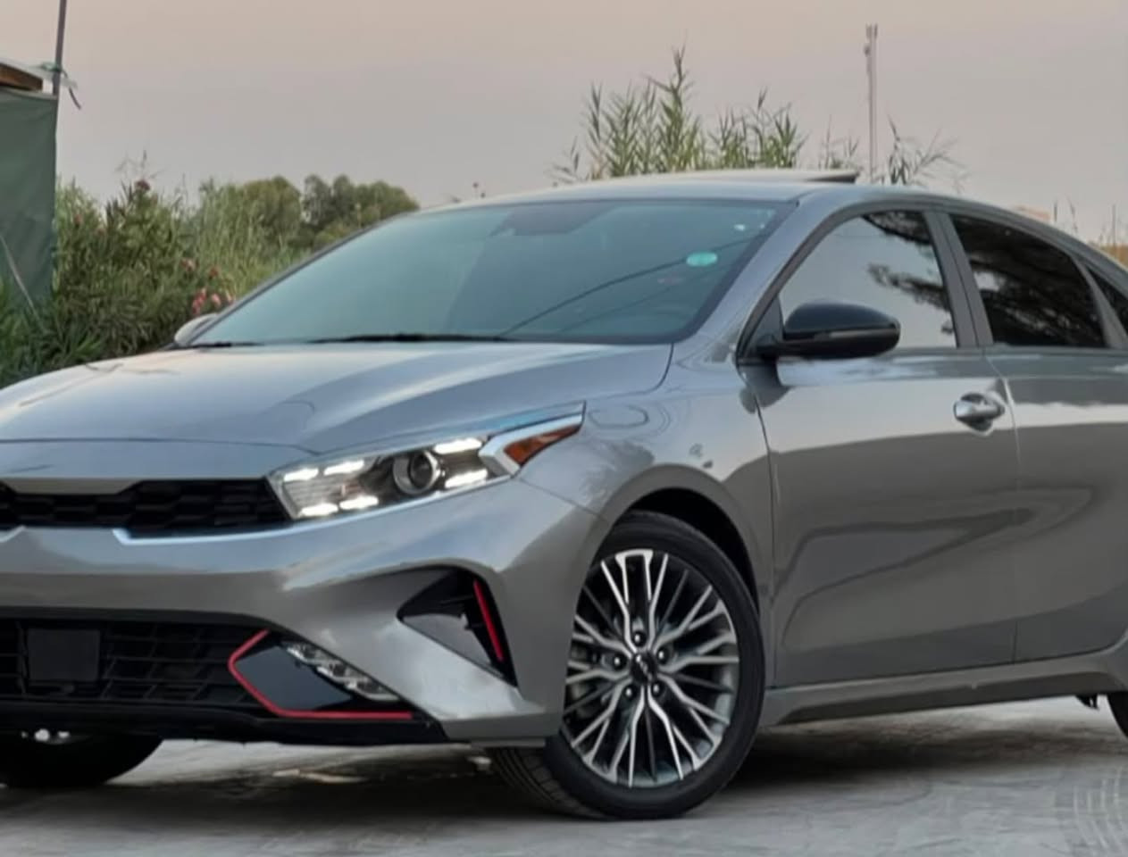 🔥KIA FORTE 2024GTLIN 🔥                  
🔴 السيارة ليبل واحد بدون صبغ بدون تبديل  ✅
فقط ربع البوند بارد  وملاحظات خفيفة pdr ✅  

#السعر 162 ومجالها بسيط
فول مواصفات 1/1 
فتحة سقف 
بصمة تشغيل
محرك 2000 DOCH 
شاحن لاسلكي
بصمة أبواب
تشغيل عن بعد
هاند بريك بصمة 
اوتو هولد
تبريد ❄️
ثلاث وضعيات قيادة
كير توماتيك وعادي
قيادة ذاتية 
توقف ذاتي 
رادارات جانبية وأمامية وخلفية
سماعات سستم HARMAN 
شاشة كبيرة 9 انج ونضام صوتي
ليد امامي 
ليد خلفي 
كشن السائق كهربائي
ليد بالمري
نقطة عمياء
ابل كار بلي 
حاكية تنصي التبريد عند الاتصال بالهاتف 
مكان السيارة 📍موصل 
للاستفسار 
***********✅
