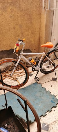 C700 • مقاس ٢٧ • بغداد الشعب