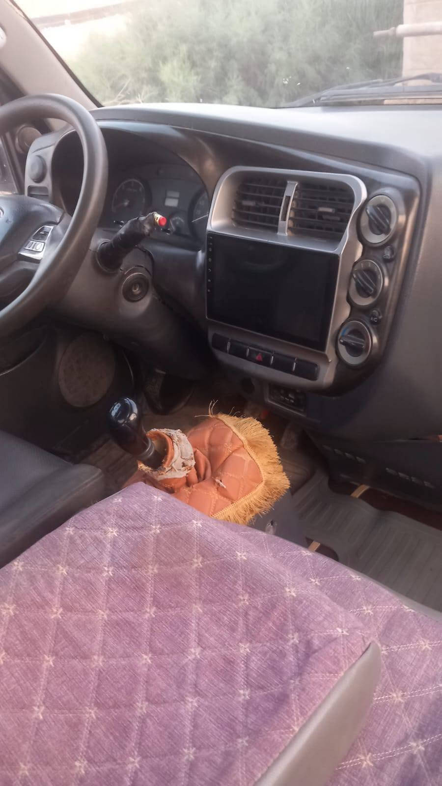 كيا بنكو موديل ١٥ رقمها بابل بيها بنيد مبدل وبيها صبغ بالطاسة باقي التفاصيل يم راعيها مكانها بالشوملي السعر ٩٧ اخوان اني مكلف بنشرها الشراي يتصل براعيها ويستفسر ***********
