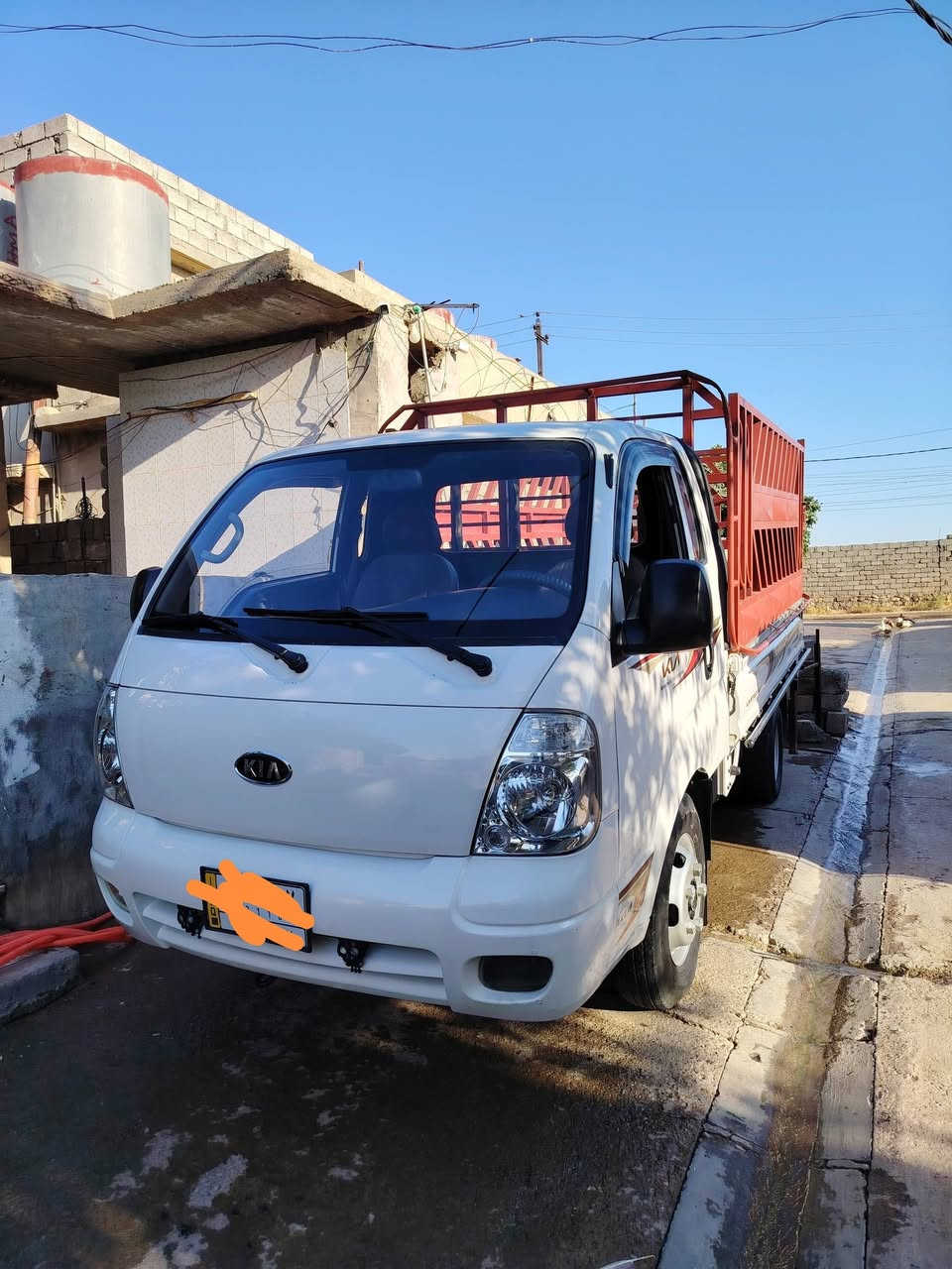 كيه بيعيره4000 البيع موديل 2008رقم صلاح الدين شرط التحويل محرك معمر رايمن كير اكسن شاصي كله شرط طخم تواير جديد محور14 و*********** العنوان ناحيه الشورة القصبه
