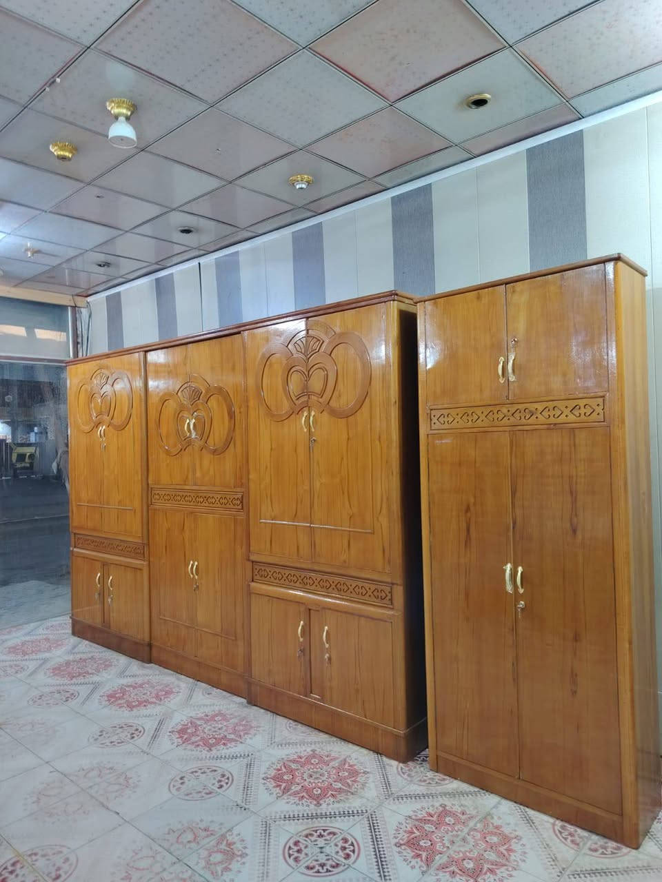 سلام عليكم غرفه ام سته طابقين تزكام توب داخل وخارج صاج خمسه ملم ظهر جرجوبه شد برغي زاويه طابقين بارتفاع الكنتور توج مسرح حديث غرفه جديد كلش سعر خاص العنوان ميسان حي العامل قرب صيدليه ومجمع الشاكرين رقم الهاتف ***********بي واتساب عمارة, ميسان
