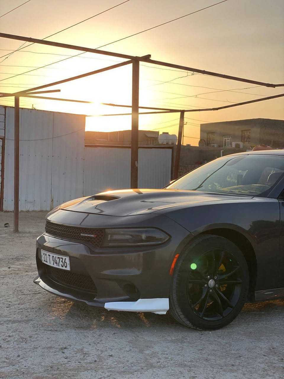 سلام عليكم جارجر جيتي
جارجر GT 19 امريكي  V6 3600
السيارة ايرباك وشواصي سليمه كفالة كذلك كير ومحرك 
مواصفات ال GT المعروفة 
حدادية وتخم تاير جديد 
كامرا دوار حساس خلفي 
كشن حضن

صورة الحادث مرفقة مع الصور 
تبريد و تدفئة 
لون فيلي 
السيارة ماشية 100الف
رقم بغداد جديد +سنويه لل2030
نضام سبورت +كير الف
دواخل لون احمر كشن حض
العنوان ديوانيه عفك سعر 212بيه مجال
رقم ‏‪***********‬‏
