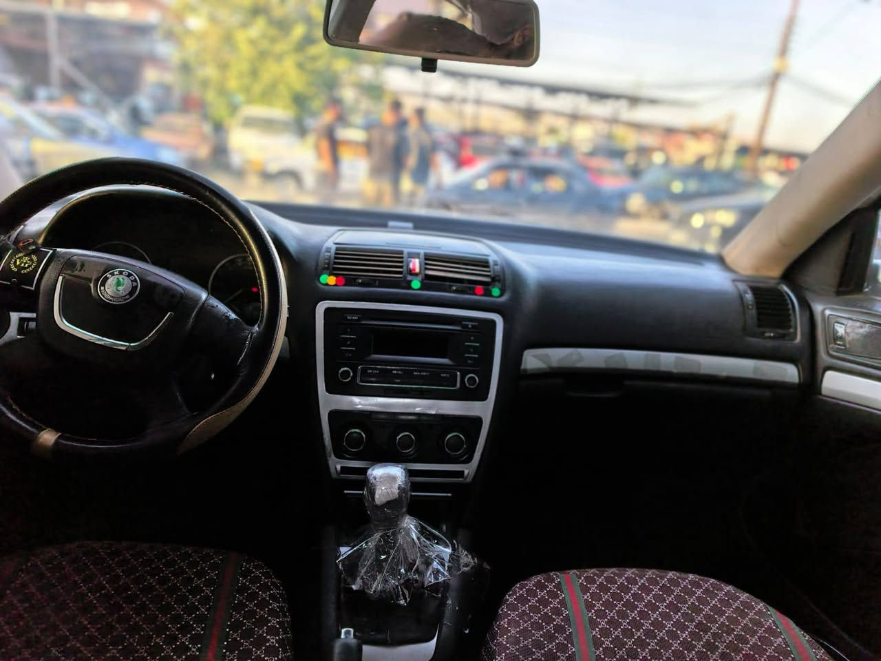 شکۆدا
2011
سعر57
پیشودوای کە پسە دە عمی نییە 
سە نە وی تا 2031 تازە یە 
گیرو مە کینە بە شەرت 
هە موو گیانی لۆکە 
دینار مە سرەفی تیانییە
ژ.م***********
ژ.م*********** السليمانية, العراق
