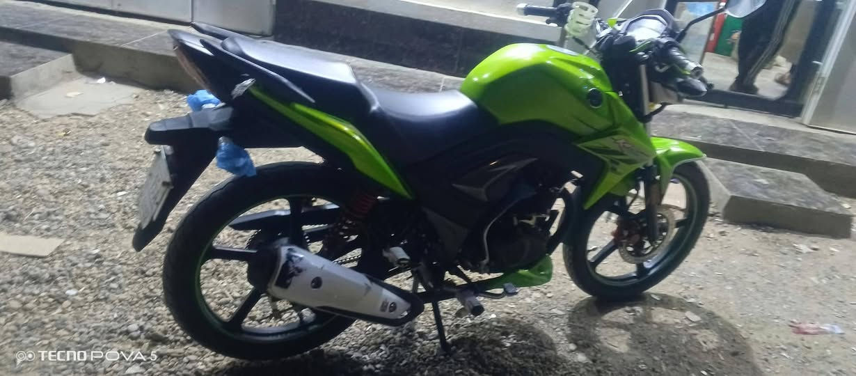 مكلف بالنشر غير متواجد ع نت
هاوجي للبيع مديل 23 طالع بل 26 مسجل سنويه عل تحويل تستلم لوحات  بسم محمد مزهر  ممشاها 6 الف دراجه نضيفه عنوان جزيرت الرمادي سعر 18 ونص بي مجال 

فقط اتصال ***********

نص مكتوب في الصور:
- TECNO POVA 5