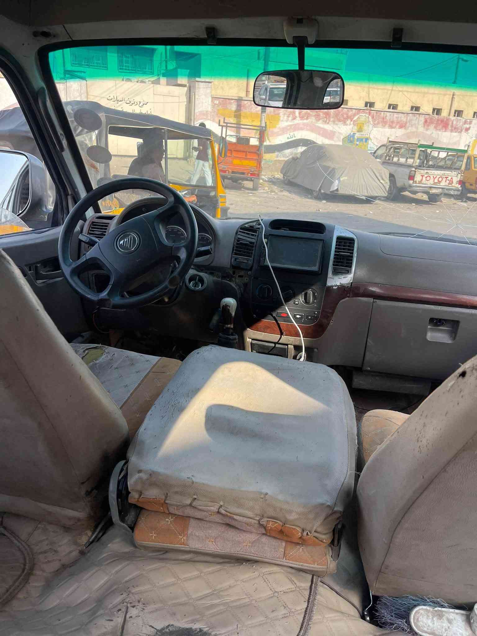 ٢٠١٤ • مكينة تنقص • البصرة