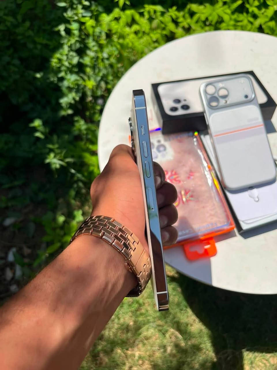ايفون 13 برو ماكس جهاز كبس مامفتوح ذاكرته 256 بطاريه 92 جهاز ميعبر هوى كبس سعر قفل 750 الف شراي اتصل فقط مامتواجد ع انترنيت فقط اتصال او واتساب ***********
