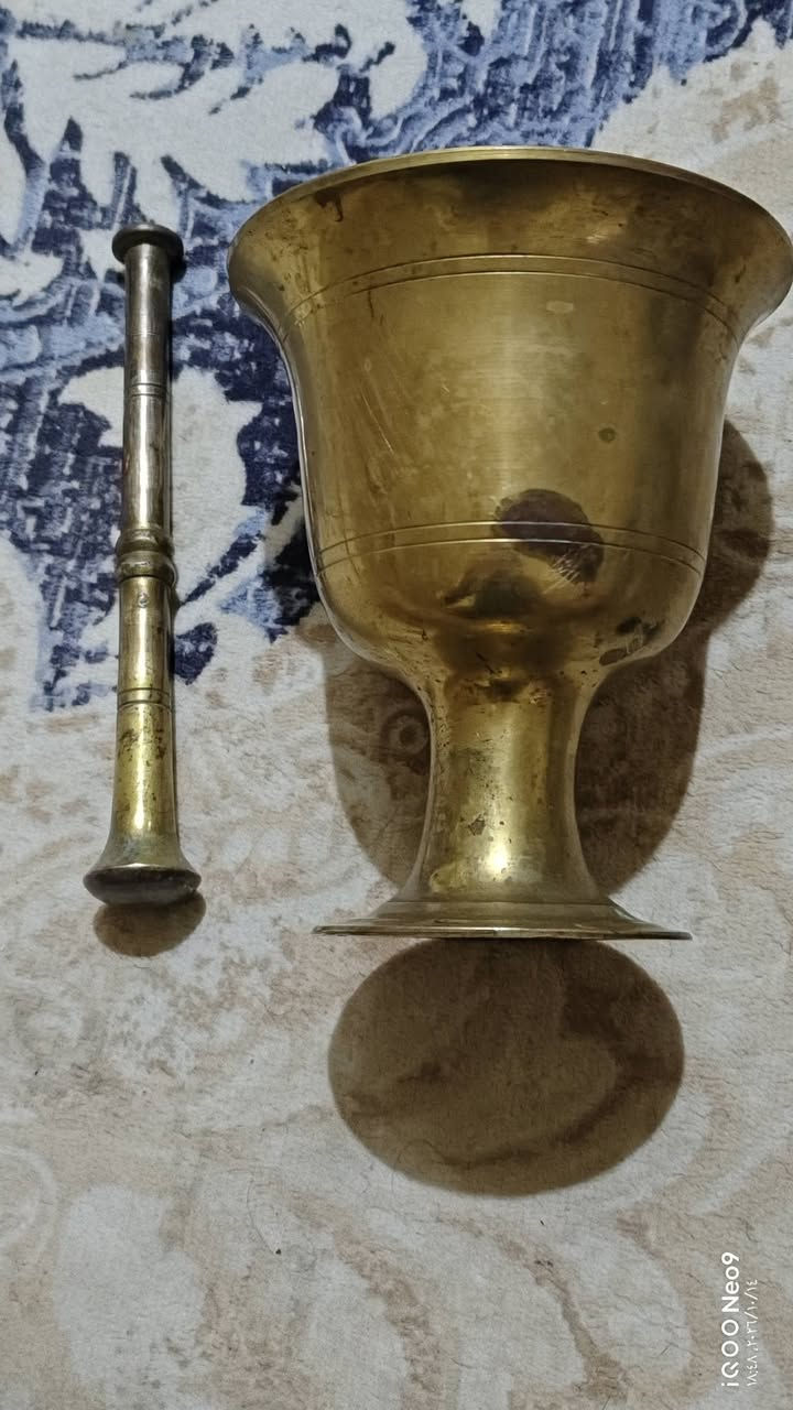 هاون نحاس • صور وفيديو • للبيع