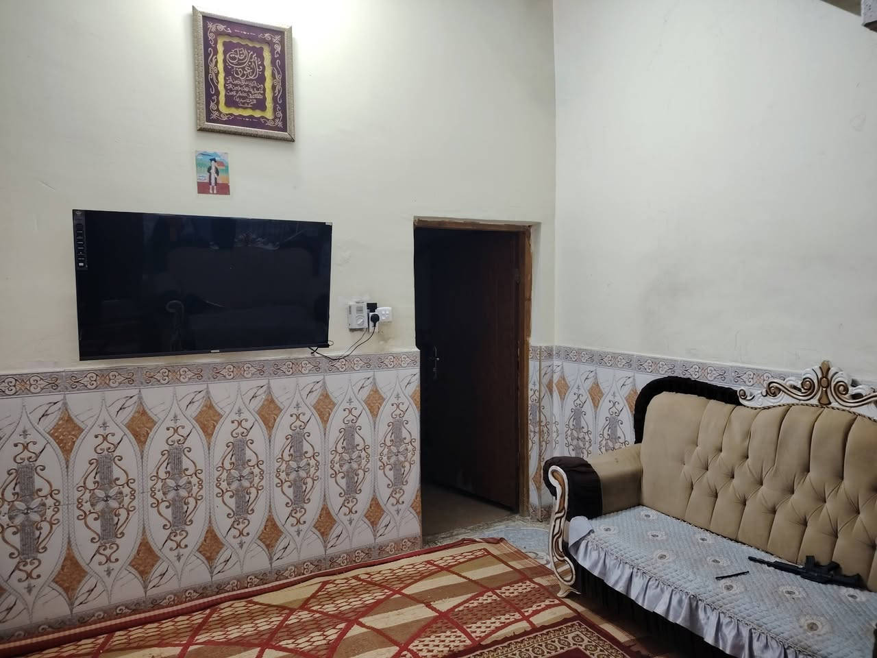 🏠  دار للبيع
📍 الموقع: حي الحسن العسكري / حي لازم (الدوانم)
📐 المساحة: 105 م²
📜 السند: 25 زراعي

✨ مواصفات الدار:
▪️ ديوانية
▪️ مطبخ
▪️ صالة مفتوحة
▪️ غرفة في الأرضي
▪️وغرفة فوك بحاجه الى أبياض مع ارضيه يعني فقط ملبوخه

💰 السعر: ٥٠ مليون

📞 للاستفسار والاتصال:
***********
