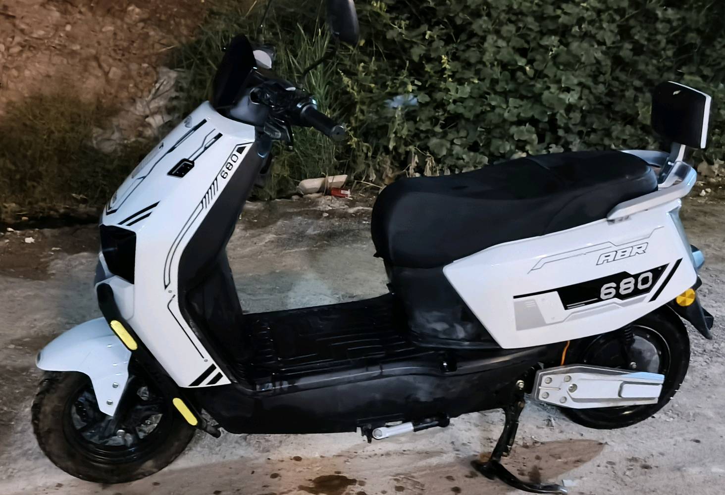 ABR 680 • ٢٠٢٥ • ٦ بطاريات ٧٢ فولط