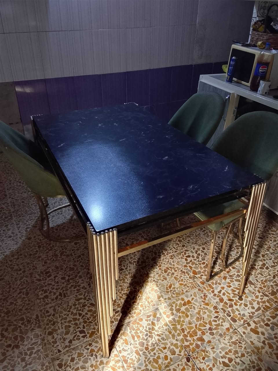 ميز طعام • بغداد شهداء البياع • استفسار خاص