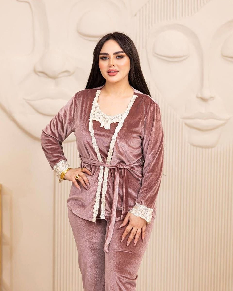 ملابس • جملة • مفرد
