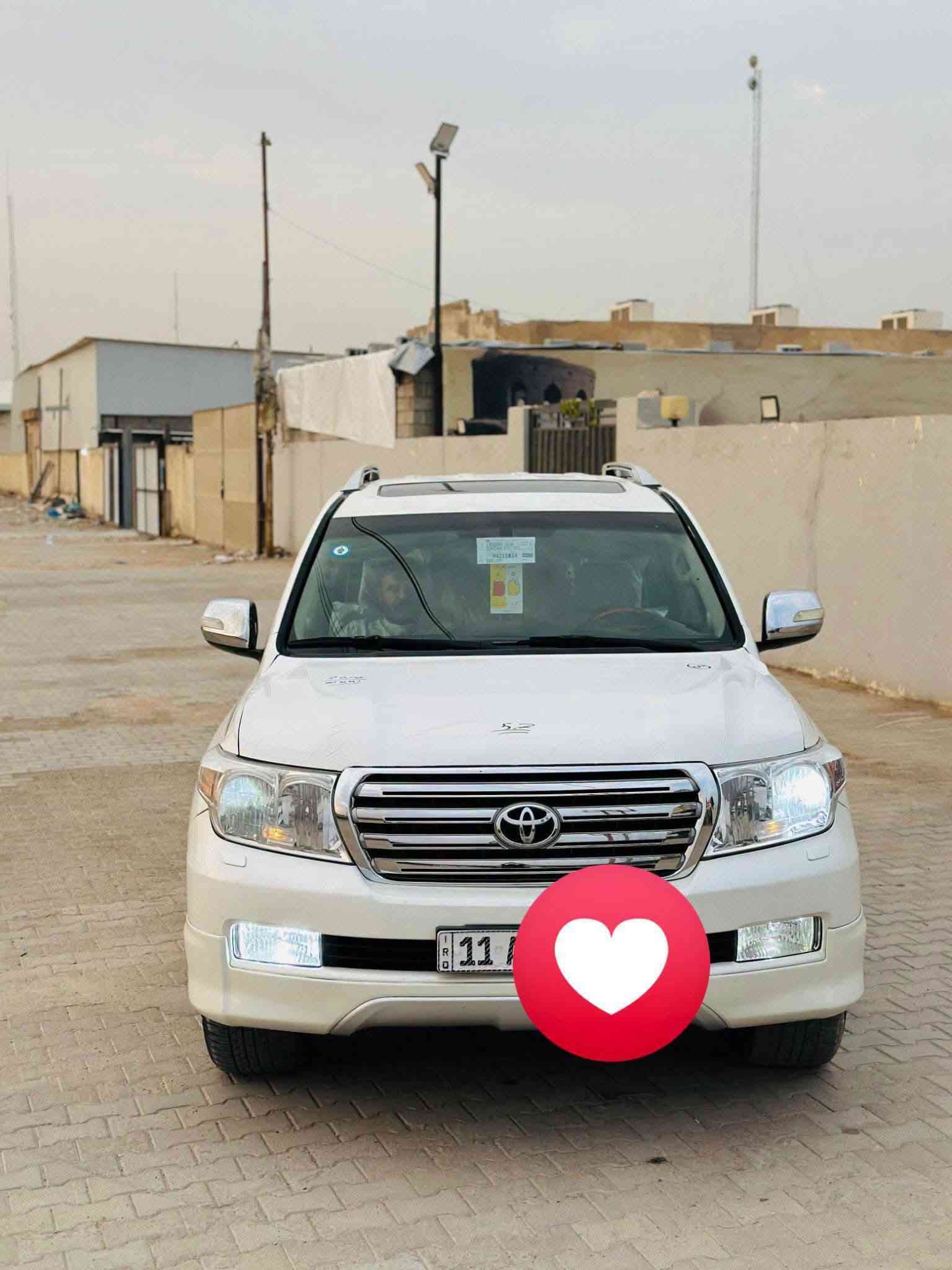 لاندكروز VXR • مكينه ٥.٧ • ماشيه ١٢٠ الف