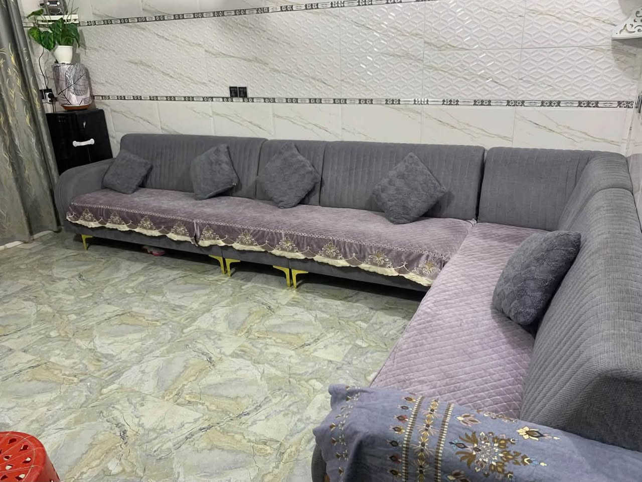 ديوان • تسكام • ١٠ مقاعد