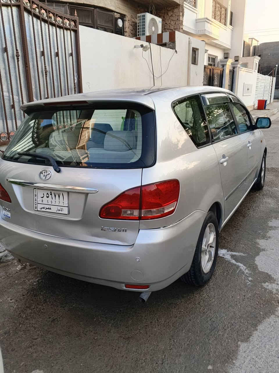 ابسم جديدة...بالعافية عالياخذهة...السعر 98 ورقة..مكانه الرمادي..دشبول ولا كلوب مشتغل *********** ***********

