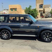 لاندكروزر ستيشن • ١٩٩٥ • رقم بغداد