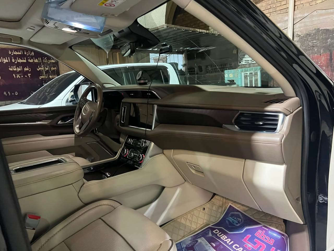 🚘 للبيع جي إم سي فئة دينالي 2023 خليجي 🔥
السيارة بدون صبغ، فقط على كد شبرbbrبالجاملغ الخلفي وحالوب قليل بالبونيد  
كيس الكير مفتوح والبقيه مكفوله كفاله عامه من الصبغ والتبديل 

📍 ماشية 60  ألف كيلو متر حقيقي
السيارة أغراض الشركة كاملة، وكل شيء موجود بيها، ومنها: ✅ بصمتين كيلوكات
✅ أرضيات أصلية عليه سيرفس كامل
✅ مكينة مكفوله كفاله عامه 
✅ بدون أي نقص استخدام شخصي
✅ سنوية باسمي شخصياً
✅ كير مكينة صدر كله بلات بدون نقص، برغي عليه بولش جديد
✅ السيارة خاضعة للفحص وبعدها بالضمان 
المواصفات: 🔹 بصمة
🔹 بانوراما
🔹 داخل أبيض VIP منفصل
🔹 شاشات خلفية
🔹 جكاير
🔹 داشتو
🔹 خمس كاميرات
🔹 عدادات ديجيتال
🔹 كشنات ميموري خزن
🔹 تدفئة وتبريد بالكشنات الأمامية
🔹 تدفئة بالكشنات الخلفية
🔹 جنطة كهرباء
🔹 زاردات محيطية على طول السيارة
🔹 داخل قهوي مرغوب بالدينالي
🔹 هاند بريك بصمة
🔥 السيارة نظيفة جداً ومواصفاتها كاملة
📞 السعر 48000 الف دولار 
للاستفسار الاتصال على الرقم 
***********
