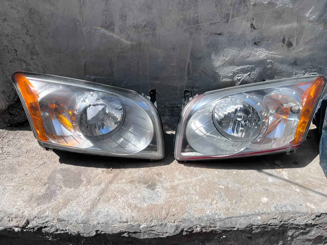 سلام عليكم بكلايت لايت يدات داخليه كيجات مرايه كمتحرك وثابت عنوان بغداد أكو توصيل جميع المحافظات 
***********
