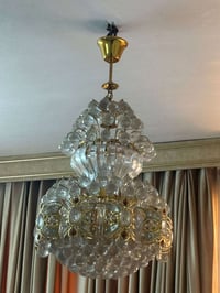 ثريات كرستال • عدد ٢ • بغداد