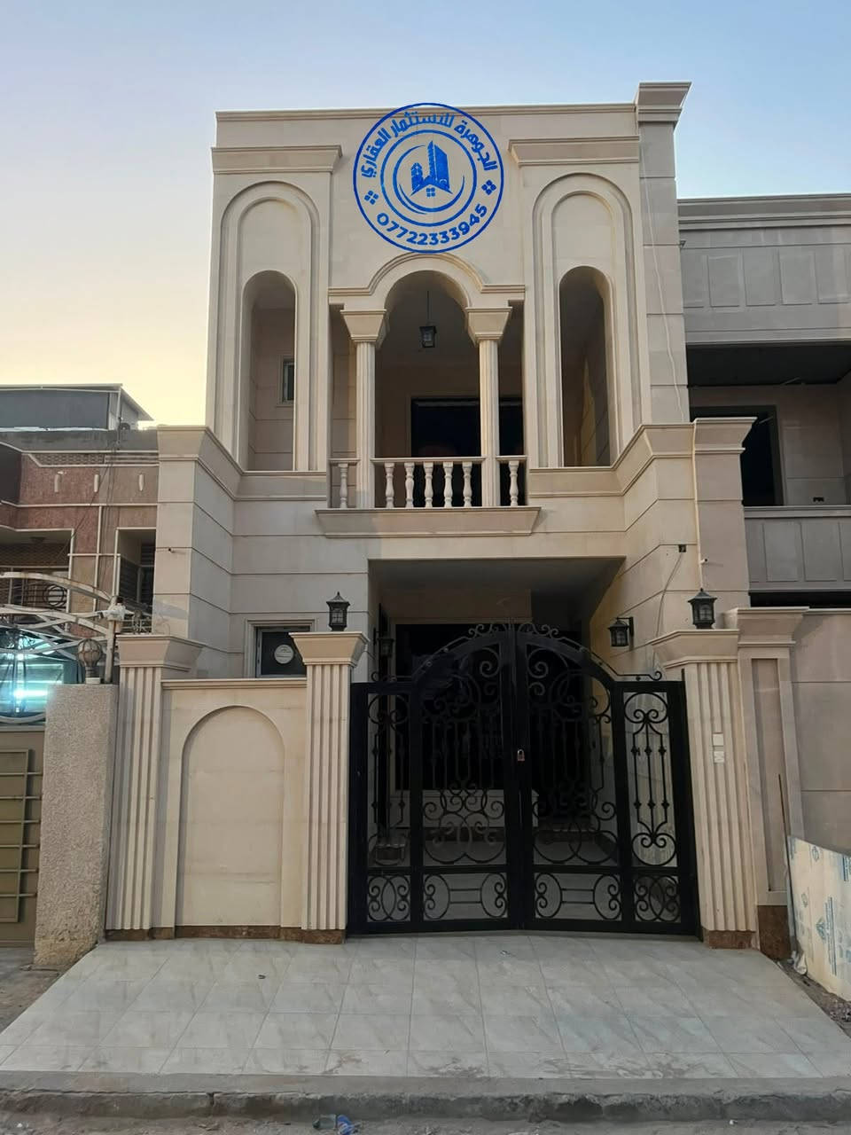 للبيع دار سكن زيرو حديث درجة اولى 🏦
المساحة 150م 📏 واجهة 5 * نزال 30
📍 زيونة محلة 710
يحتوي على 4 غرف نوم واستقبال وحولي ومطبخ وخدمات

لمزيد من الاستفسارات الاتصال على الرقم الآتي:
☎️ *********** / شركة الجوهرة 💎
او زيارة موقع الشركة الكائن في:
📍 زيونة - محلة 710 - شارع القاعة الملكية - مقابل جسر الأمانة

🔍الشركة مجازة رسمياً من غرفة تجارة بغداد - إستثمر بأمان 🔎
🫆 نعمل بالنظام الإلكتروني الجديد (منصة عقاري) 🫆
📝 نستقبل كافة طلباتكم وعروضكم وعلى مدار الساعة ⏱️
"اتصل بالجوهرة والي تريده تبشره"💎

نص مكتوب في الصور:
- الجوهرة للاستثمار العقاري ***********