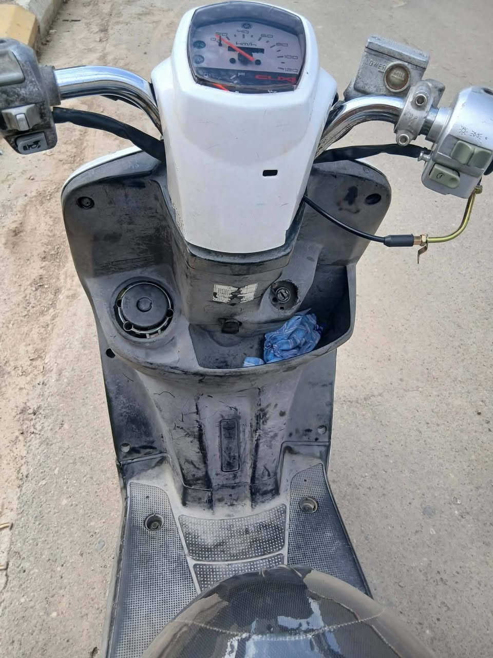 بوليس • كابريتر