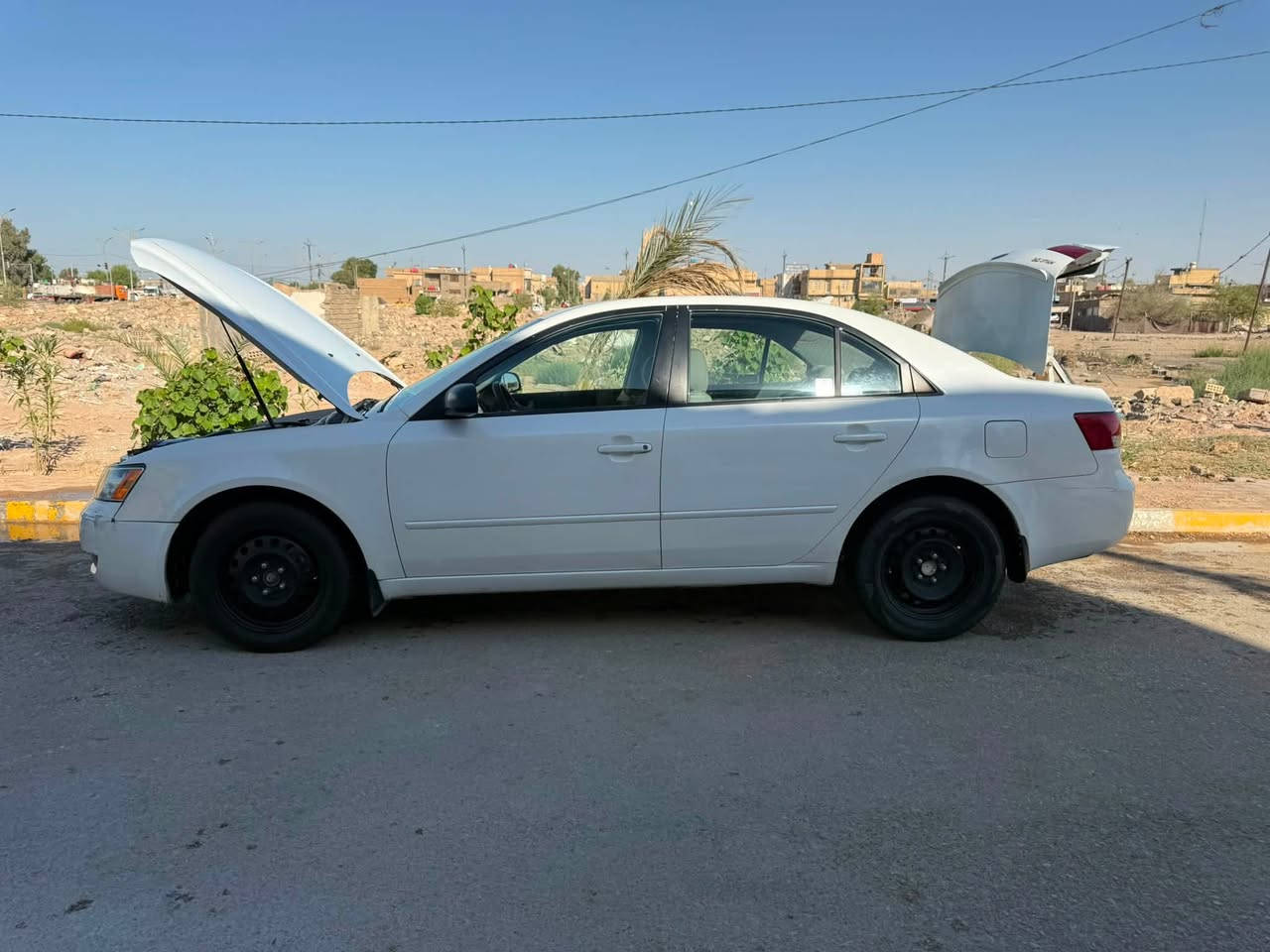 سوناتا موديل ٢٠٠٧رقم كربلاءالدولي سنوية ال٣٠السيارة من جاهزةمن كل شي
السيارة بيها مكانات صبغ أبيع صبغ عام 
مكان السيارة كربلاء المقدسة
***********
