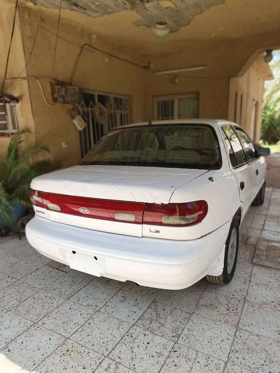 السلام عليكم 
للبيع كيا سيفيه 1994 رقم بغداد بأسمي كير مكينه خير من الله تبريد نقص غاز 
مكينه مفتوح كير عادي السعر 30وبيها مجال مكاني ديالى الخالص ***********
