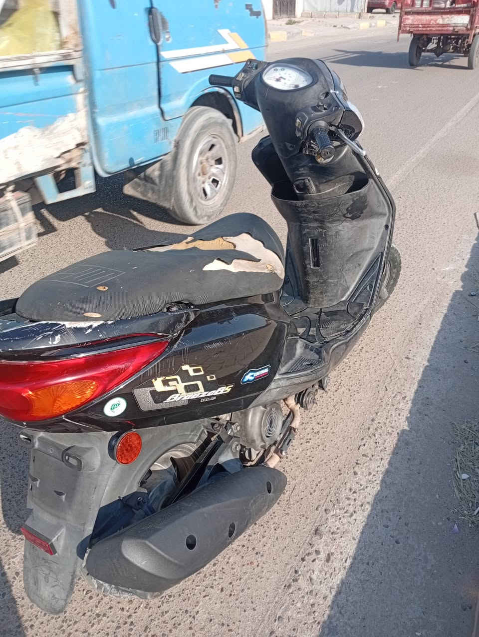 سلام عليكم بغبغا للبيع دراجه مكفوله كفاله عامه جيب فيتر وتعال سعر 900 وبيه مجال للشراي مكاني زعفرانيه نهايه اربع شوارع دراجه صاله 7اشهر من نازل اوراق موجوده 
رقم ***********

