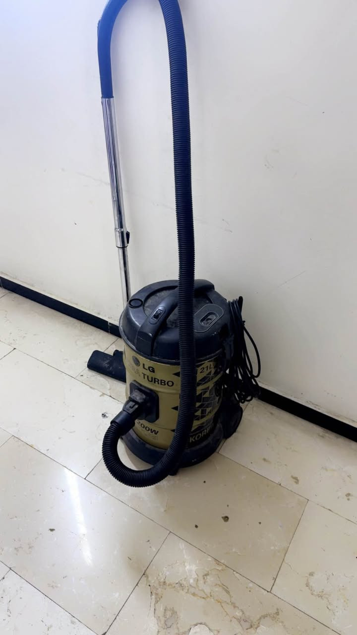 مكانيس شحن. + ريبورت اوربيات مال باله اكو شغال وكو نقص شاحنه او بطاريه ضاربه مكاني بغداد ابيع شلعه الي تخدمه هلا بي   تواصل *********** بغداد, العراق

