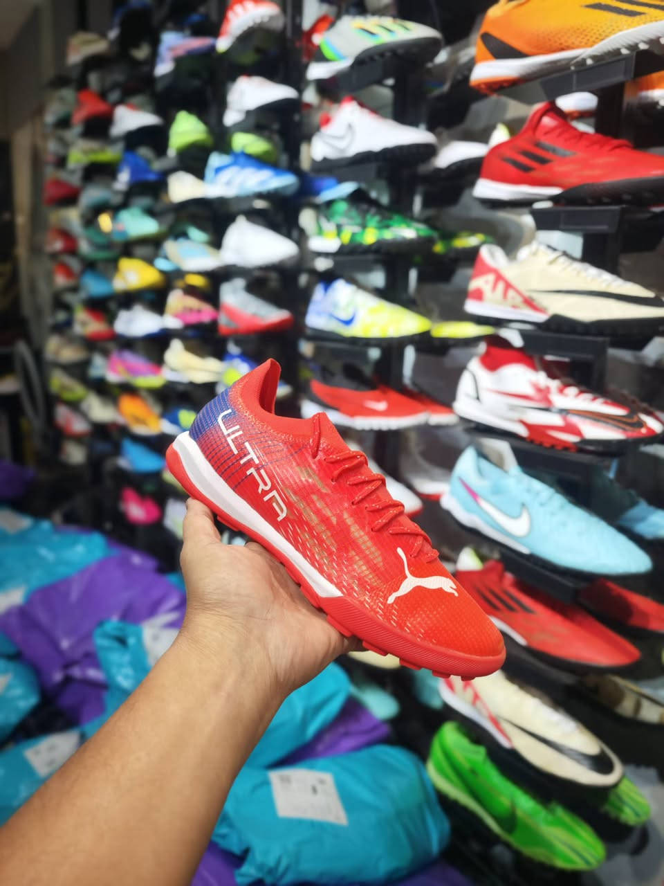 🔥 وصل الجديد إلى محلات الجوكر! 🔥
أحذية محبة بالة أمريكي، أصلي 100% 🇺🇸👟
✨ أحدث الإصدارات
📏 القياس: 42
💯 جودة وأصالة مضمونة
إذا تدور على الموديل المميز والجودة العالية، الجوكر وجهتك 😎🔥
📍 زورونا في محلات الجوكر – بغداد / الحرية الأولى – باتا
📲 للطلب والاستفسار عبر الواتساب: ***********
#محلات_الجوكر #أحذية_أمريكية #
