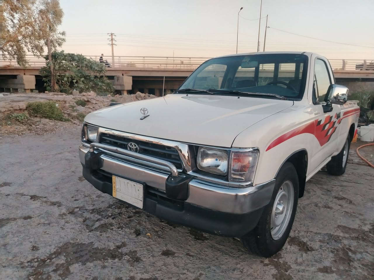 سلام عليكم
بيكم للبيع مديل 98 مكفوله من ضربه وتبديل جاهزه

محرك وكير وشاصي حداديه كهربايات تخم تايرات بجيس

رقمه (مثنى )ل27 السعر 65وبيه مجال للشراي

اتصال مكانه ديوانيه *********** سياره مال جناي
