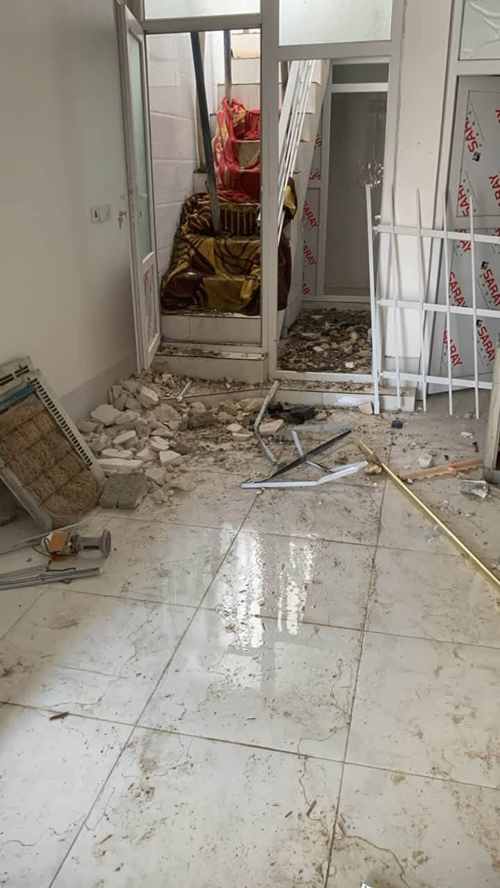 تواصل واتساب ***********
كادر تفليش وترميم
كهرباء تأسيس و تصليح
بواري تأسيس و تصليح
لبخ 
صبغ داخلي خارجي
نجاره حدادا
دكت 
سراميك 
بناء 
بوب شبابيك
تنظيف انقاض
مجاري تأسيس و تصليح
