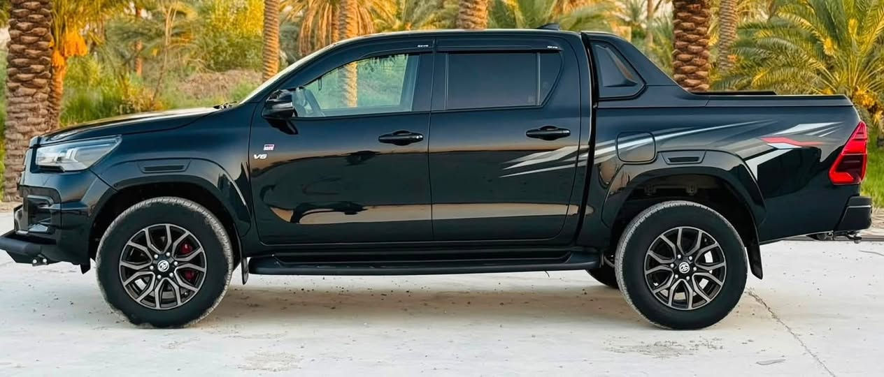 السلام عليكم
للبيع تيوتا جي ار سعودي موديل 2022 المنفاخ دبل سنتر ماشيه127 الف حقيقي مكفوله كفاله  

 سعودي رقم أربيل جديد هزه سنويه جديده

6 سلندر  4.0L

نضام ايگو 

نضام باور

اوامر صوتيه

شفتات بل ستيرن

لايت زينون 

كشاف امامي 

ويل گروم 

شاشه مركزيه 

بنيد جگات 

جام اوتو 

رادار امامي خلفي

أمري شفط 

كاميرات360 درجه 

كروز مثبت سرعة

دخول ذكي

اناره ترحيب بلمرايه

حساسات خلفيه 

مكيف خلفي

وباقي مواصفات الجي ار السعودي  

 الرقم ***********. مكان بغداد ناحيت الرشيد
