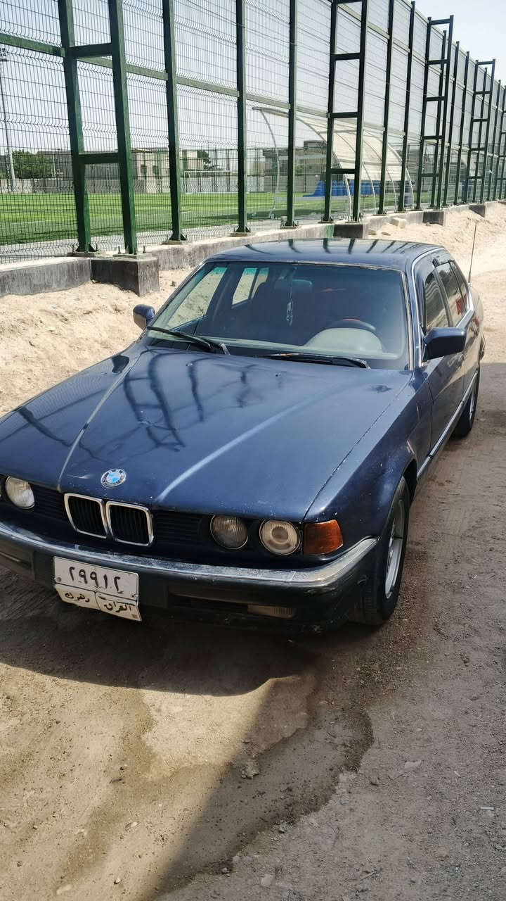 للبيع بائم حجم 700تبريدثلج مكينه كير حداديه صبغ جمالي فقط بدون ظربه رقم دهوك السنويه منتهيه صارشهرين سياره اتخبل السعر43وبيه مجال,,,,***********مكاني القرنه

