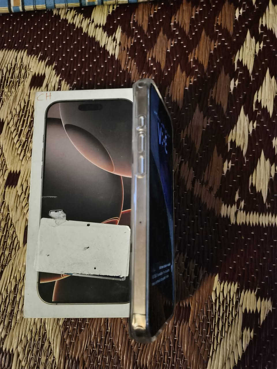 رقم. ***********
ايفون 16برو ماكس ذاكره 256 دبل سيم كارت جهاز نضيف بطاريه ٩٣ مبدل بي فقط ضهر سعره ١٢٥٠
