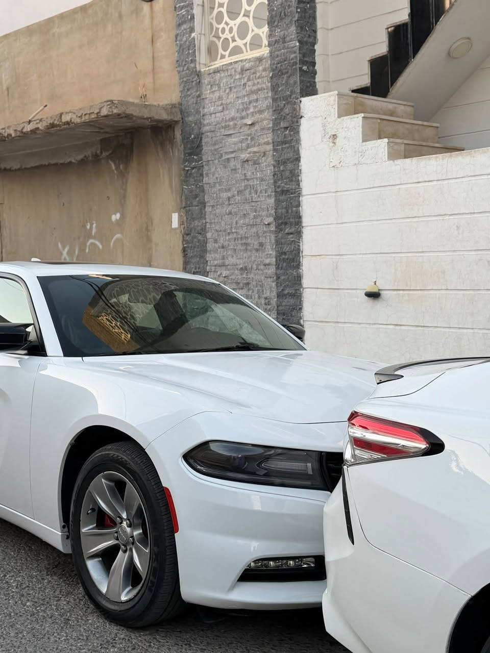 سلام عليكم للبيع او المراوس فقط باوباما 
جارجر 2018 sxt plas
شركة هارلم حتى دعاميات بشرط بدون صبغ سياره كلين كلها بشرط فقط بيها مكانين بارد بسيطات بدون صبغ بدون ضرر تبريد ثلج صدر امامي خلفي جديد طخم تاير جديد سياره ما ناقصها برغي شرط التحويل هزه سنوية كله جديد مكان السياره كركوك *********** اي استفسار اتصل او راسلني عل رقم السياره ماشيه 112الف سعر 240 وبيها مجال

