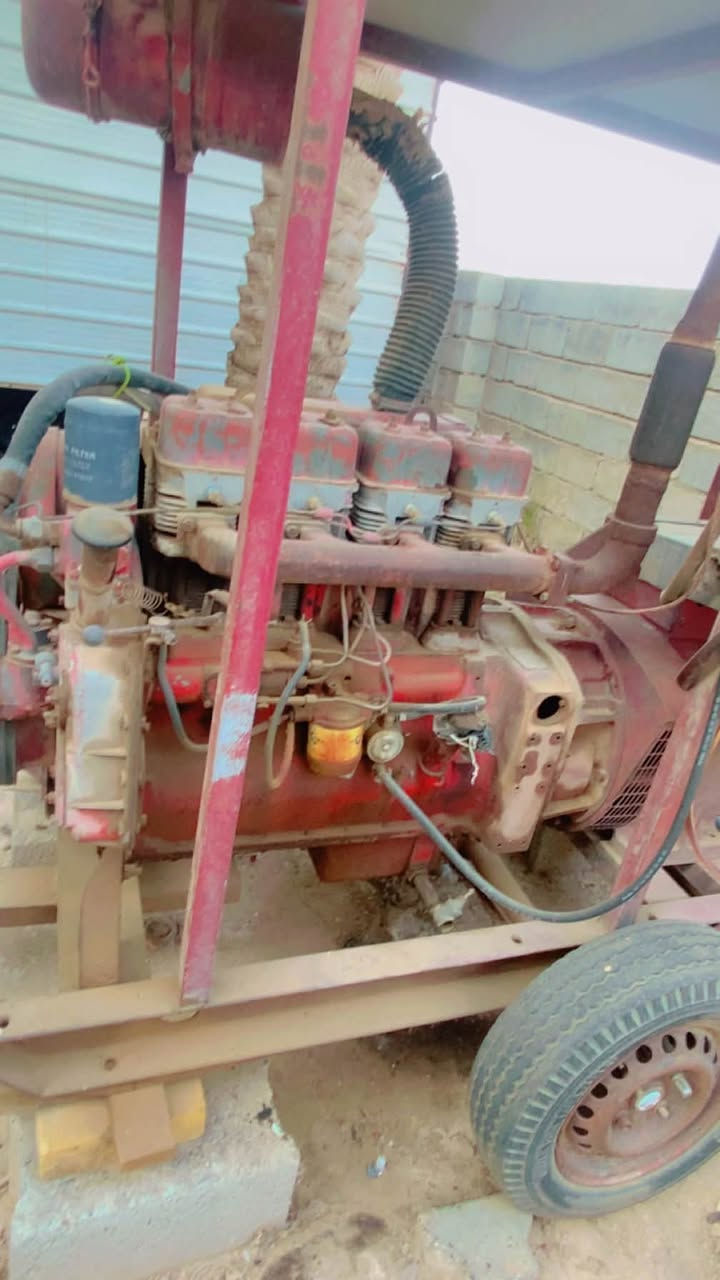 السلام عليكم مولد     Dorman Diesels
* بلد الصنع: ستامفورد (Stamford)، إنكلترا 
4 بستم طبك بلادي ع وضع الشركة ثري فيز 
50 KVA 
السعر 3 مليون ونص  للاستفسار ***********
