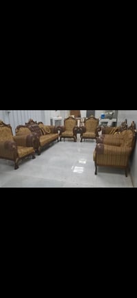 كنبة • نظيفة • مستعملة